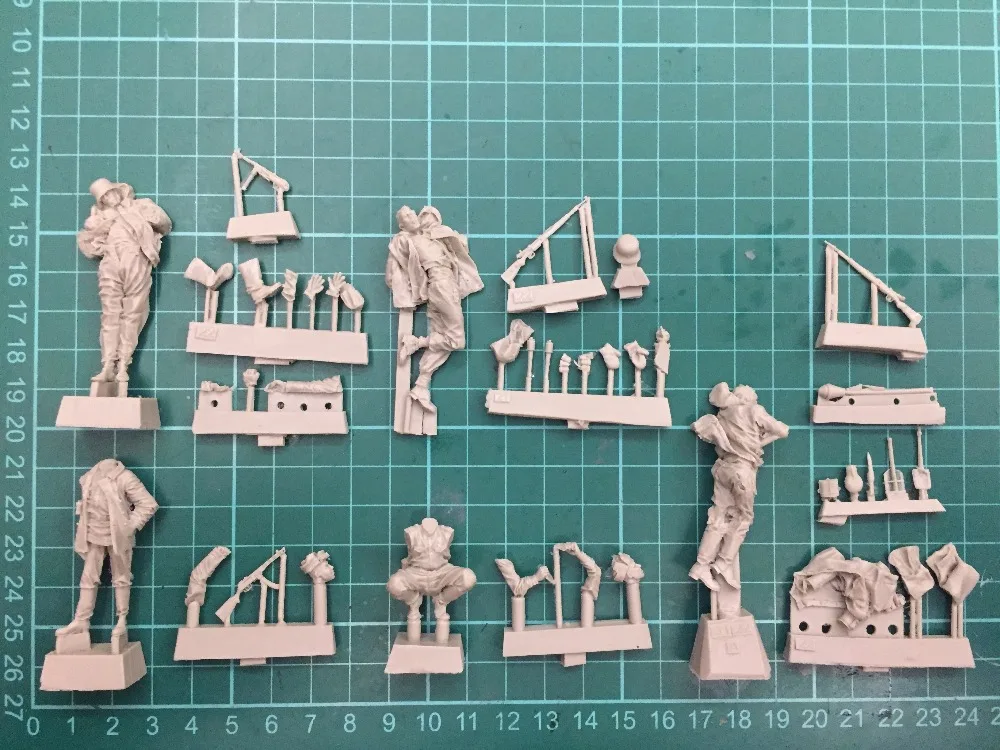 1/35 масштаб resin смола фигурка после битвы 1945 советских солдат и трупов 5 фигурок