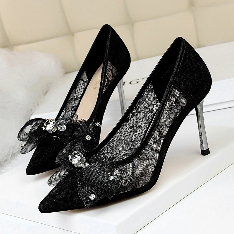 

Korean style shoes woman metal high heels pointed toe mesh zapatos de mujer openwork lace rhinestone Butterfly-knot shallow shoe