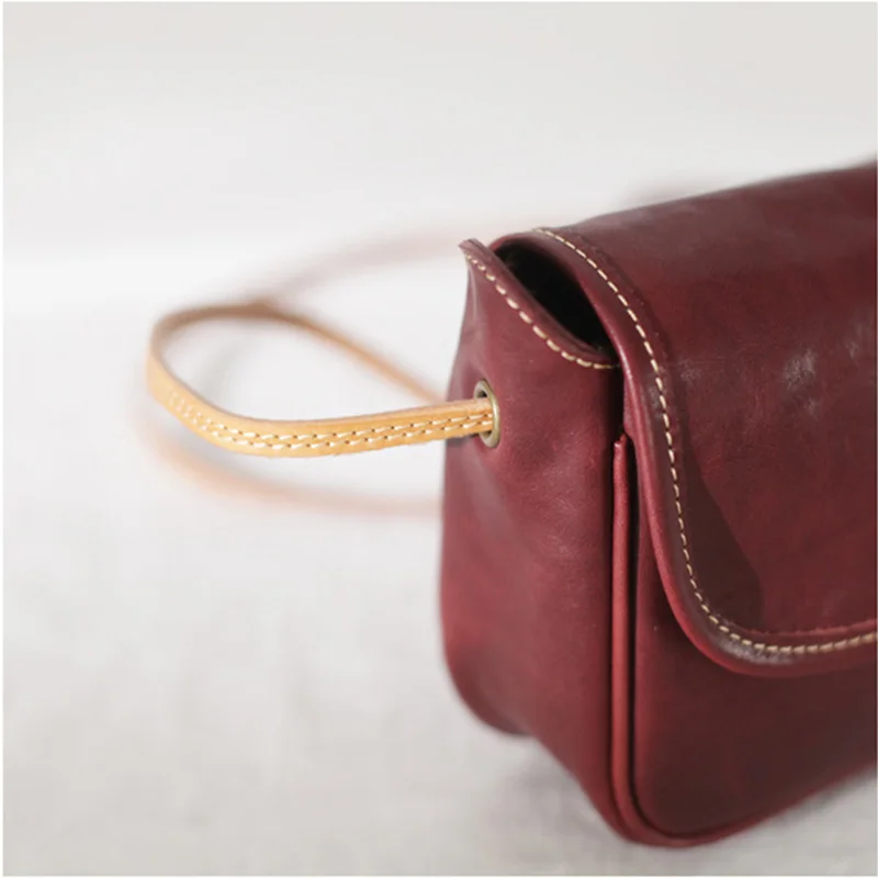 AETOO Simple crossbody bag, female summer bag, Japanese art small fresh leather envelope bag