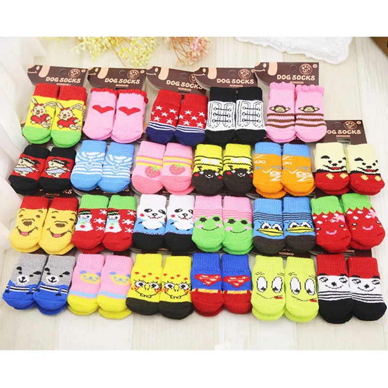 

4pcs Warm Puppy Dog Shoes Soft Acrylic Pet Knits Socks Cute Cartoon Anti Slip Skid Socks For Small Dogs Pet Products S/M/L