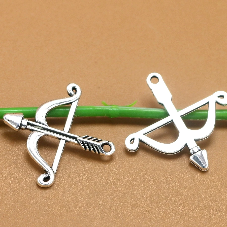 BULK 30 Zinc Alloy Arrow and Bow Charms Tibetan Silver Plated 25*25mm 1.3g