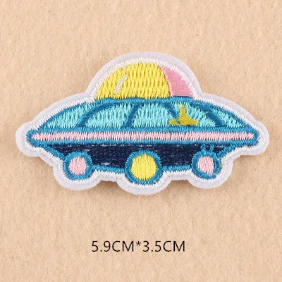 1pcs Space Universe UFO parches Embroidered Iron on Patches for Clothing DIY Motif Stripes Clothes Stickers The aliens Badges - Цвет: ZU03-5