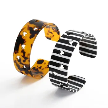 

New Tortoiseshell Bracelet Open Bracelet Leopard Print Openwork Star Bracelet Resin Acrylic Acetate Handmade for Women Fashion