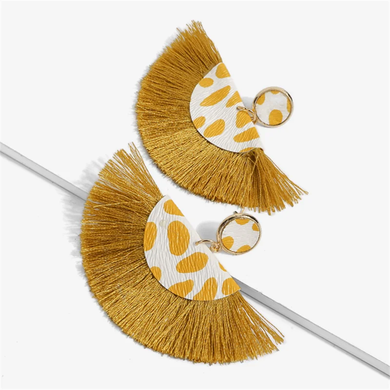 

KOMi Bohemian Leaf fan-shaped Tassel Warring Leopard PU Exaggerated Statement Drop Earring Female Brincos Jewelry A20215-18