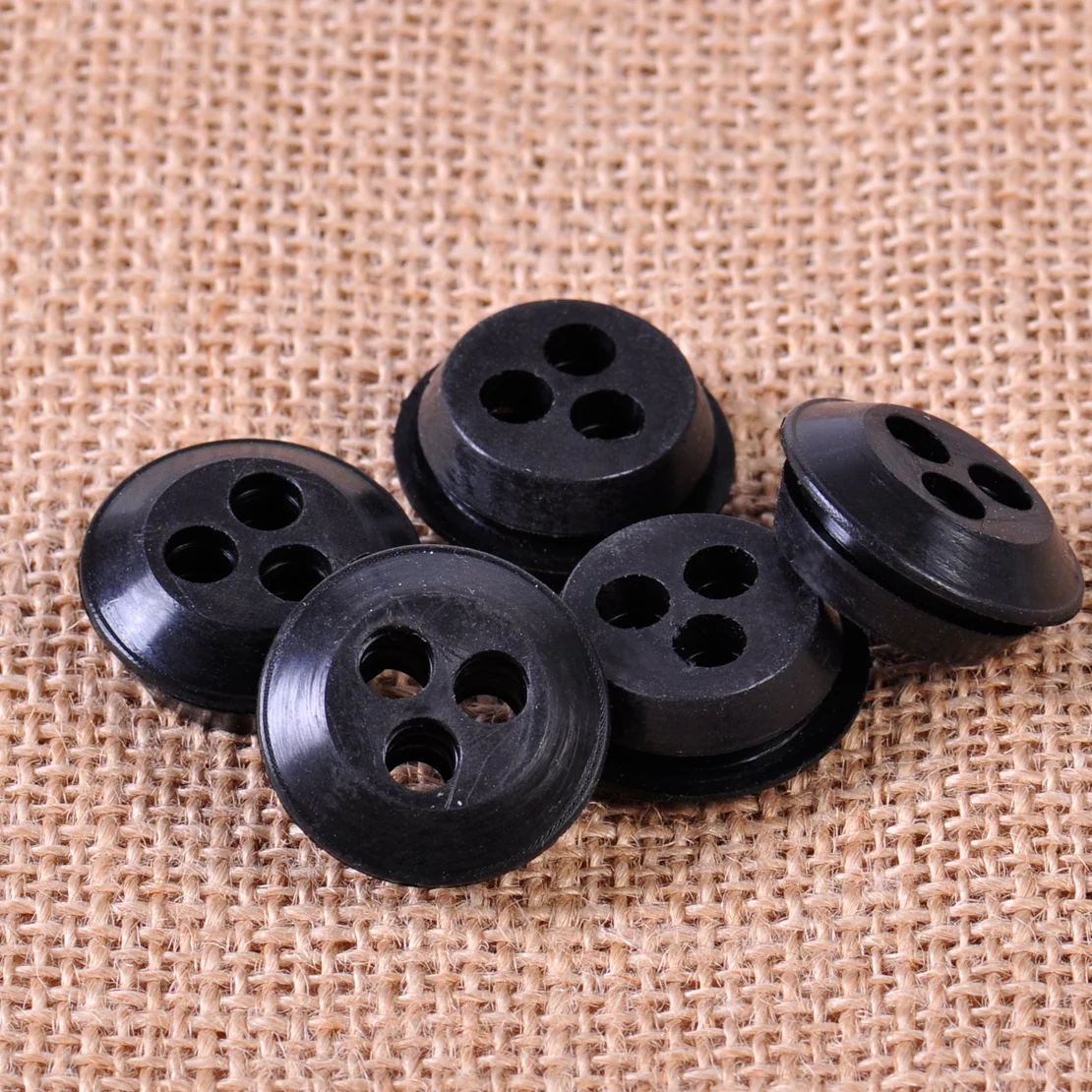 

LETAOSK New 5Pcs 3 Hole Fuel Line Gas Tank Grommet Replace fit for Trimmer Lawn Mower 13211546730 V137000030