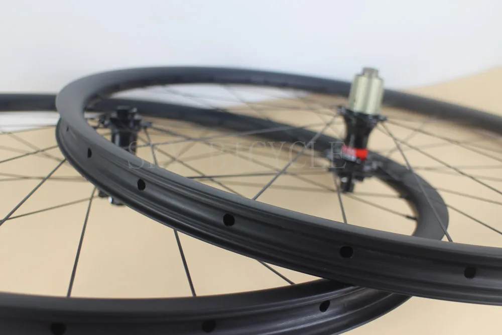 29er hookless XC mtb carbone bike wheelset 30mm width 25mm depth 28 holes Cross Country tubeless compatible wheels | Спорт и