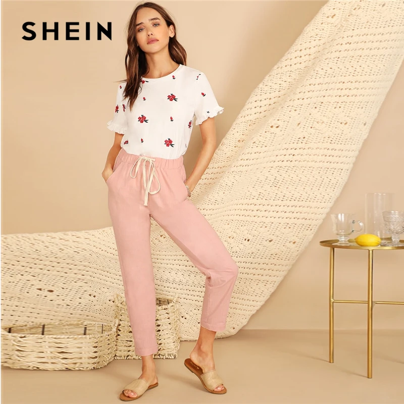 SHEIN Футболка С Цветочной Вышивкой И Оборками Весенняя Современная Женская