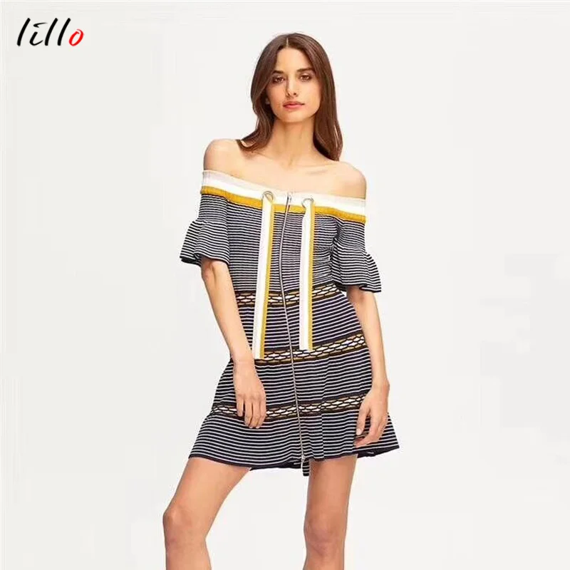 

19 summer and autumn tide brand A-Line Elegant word shoulder zipper bow tie color check high waist slim slimming A swing knit dr