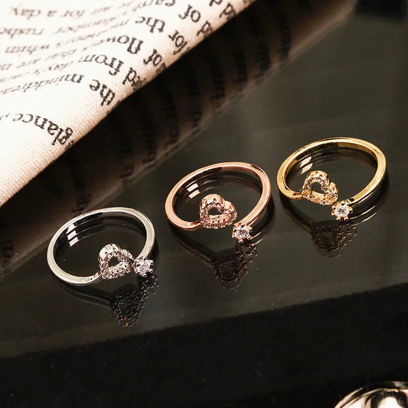 10467229695_625885689