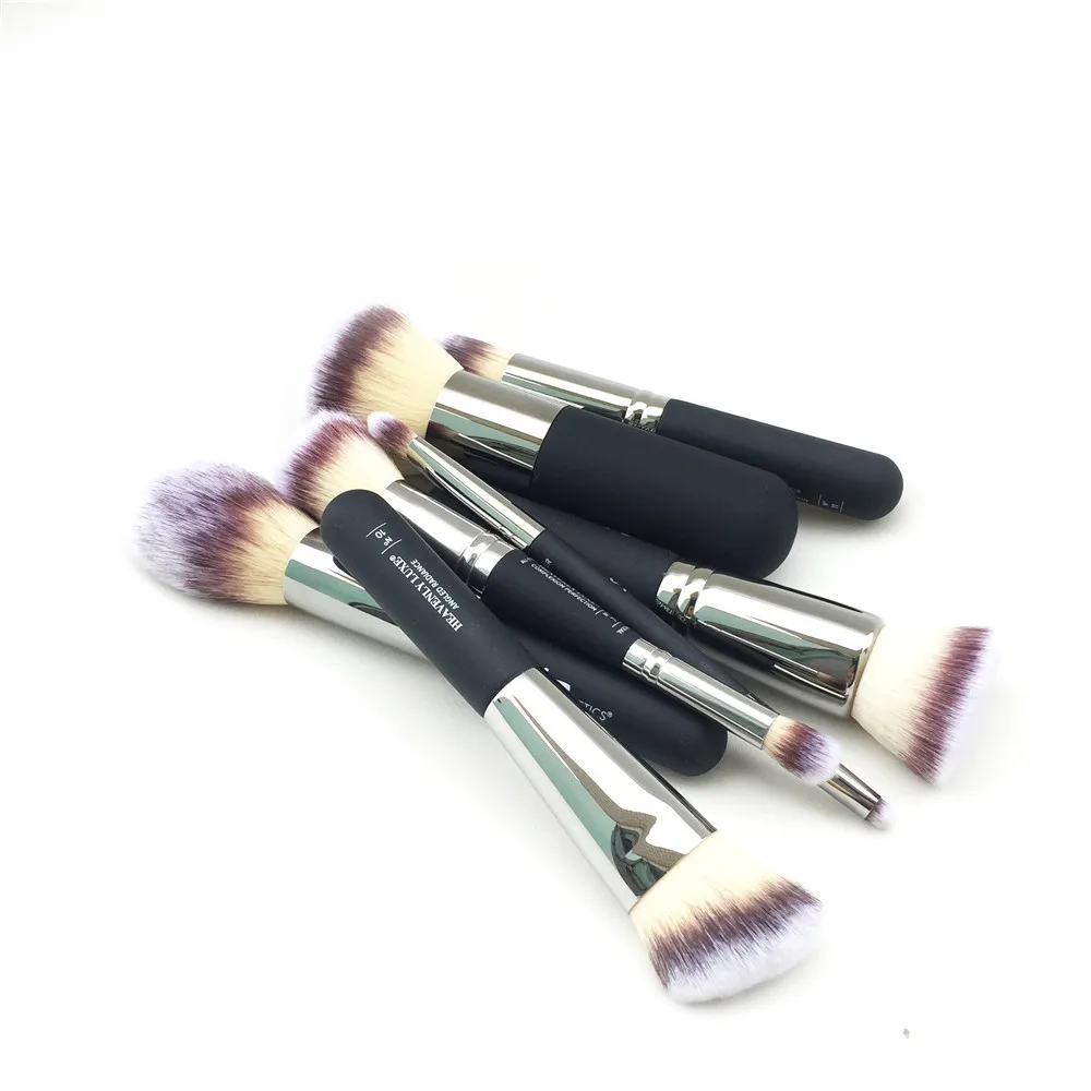 It cosmetics Brush _ 2