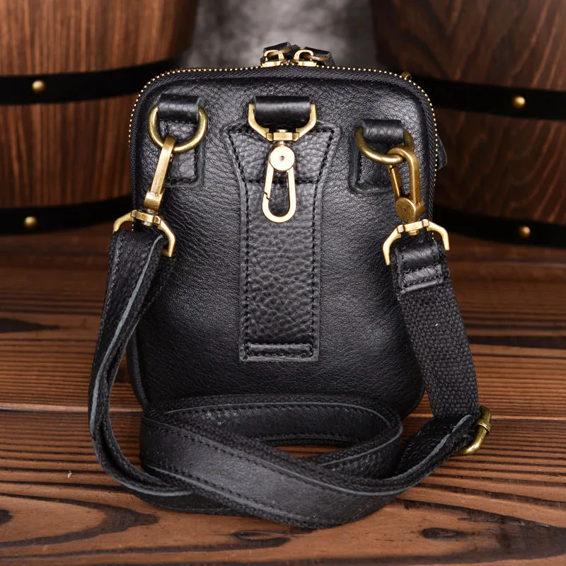 AETOO The first layer of leather men's small bag leather casual small bag mobile phone diagonal cross bag black small bag slung