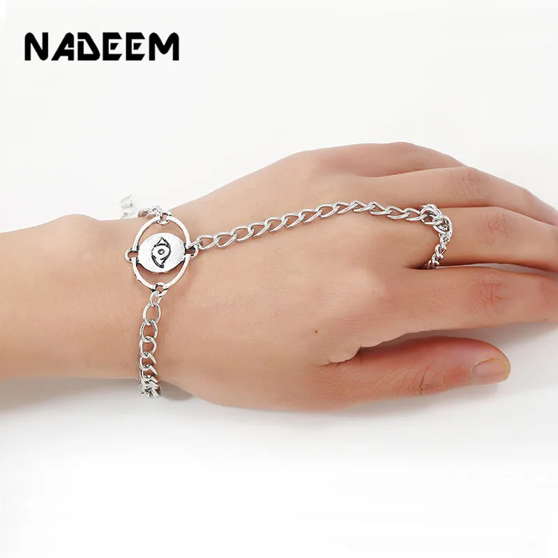 

NADEEM Fashion Punk Silver Color Eyes Pattern Finger Ring Bracelet Multilayer Mittens Finger Ring Bracelet Women Lady Jewelry