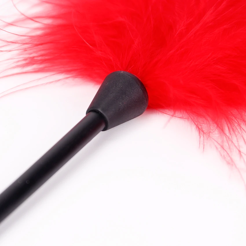 1PC Piuma Flirtare Piuma Nera Flirtare Frusta Giocattoli Del Sesso Flirtare Morbido Flogger per Coppia Gioco Per Adulti Prodotto Del Sesso_voghion.com