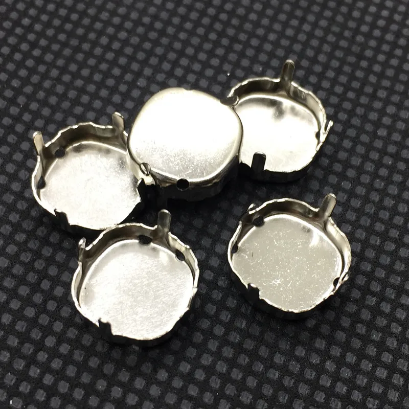 

Fat Square Metal Cup Claw Silver/Brass Color with 4 holes for fancy stone sewing on size 8mm 10mm 12mm 18mm