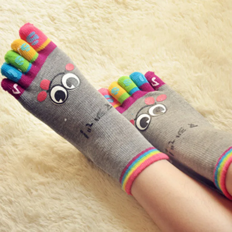New Fashion Women Cotton Socks Cute Smiley Five Finger Socks Cartoon Printing Women Socks Funny Art Low Ankle Socks New Fashion Women Cotton Socks Cute Smiley Five Finger Socks Cartoon Printing Women Socks Funny Art Low Ankle Socks
