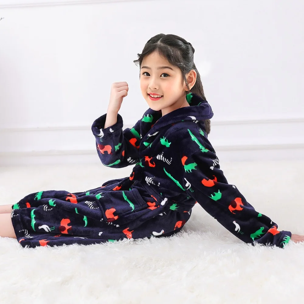 Comprar De moda de franela Batas para niños niñas suave chicos adolescentes ropa de dormir de dibujos animados oso impresión Pijamas de terciopelo de Coral de Bathgrowns
