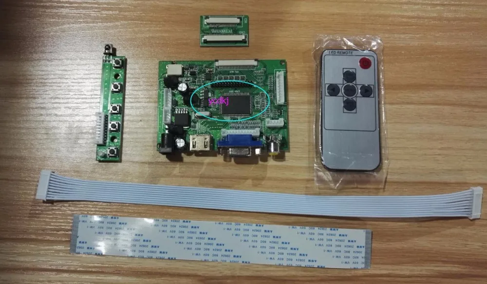 

HDMI VGA 2AV TTL LVDS Controller Board for CHIMEI INNOLUX HE080IA-01D HJ080IA-01E 8inch1024x768 IPS TFT LCD LCD Display Panel t