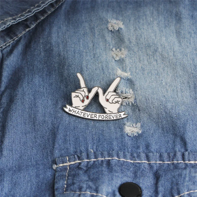 

Fashion Jewelry Gift Best Friends Brooch Buckle Denim Coat Collar Pin Badge Enamel Pins Whatever Forever Heart in Hand