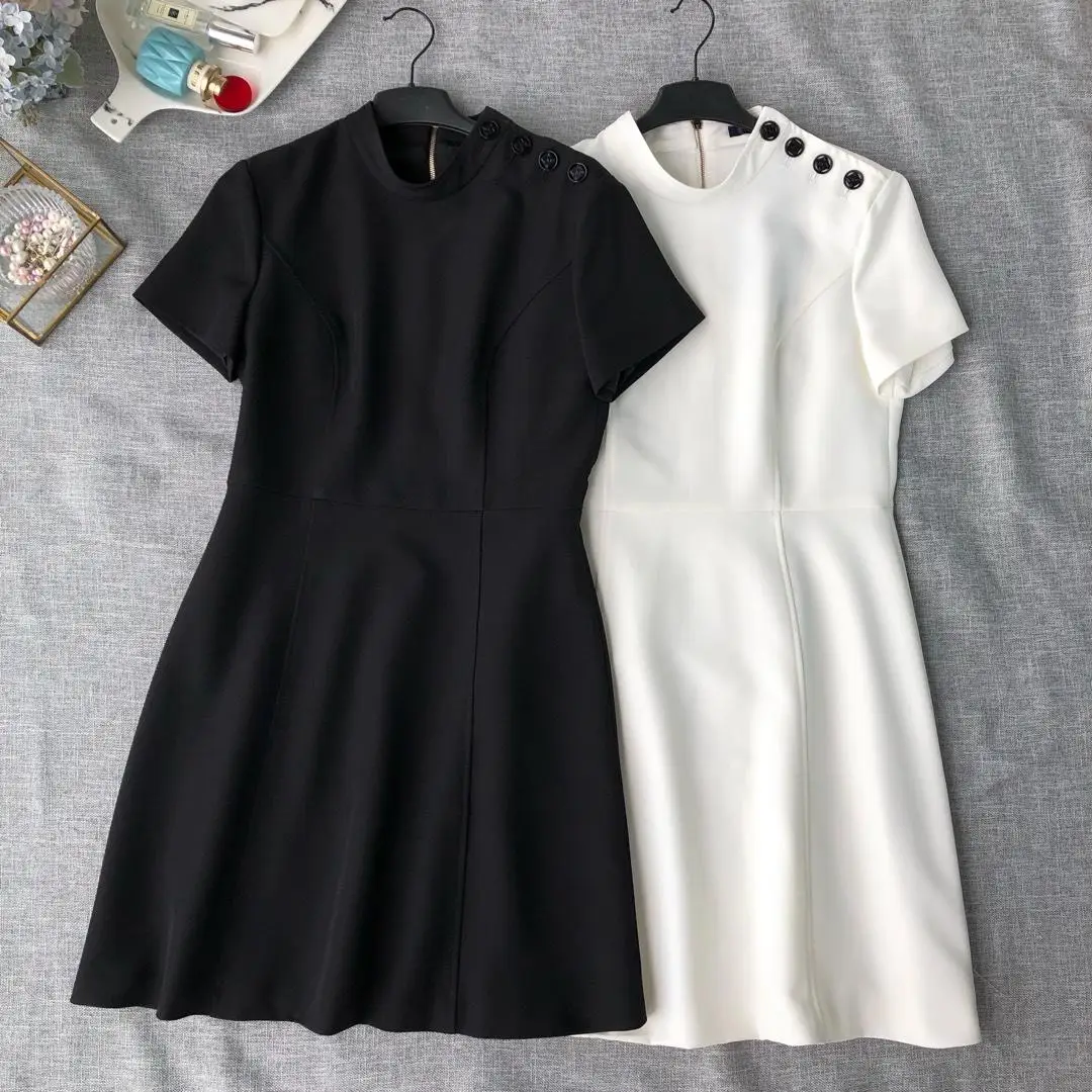 

2019 new ladies fashion short-sleeved stand-up collar dress 0716
