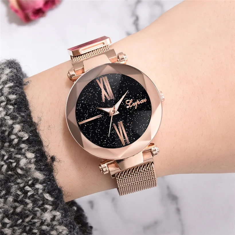 

Fashion Women's Starry Sky Watches Luxury Rose Gold Ladies Mesh Magnetic Watch Waterproof Female Wristwatch for Gift Clock 2019