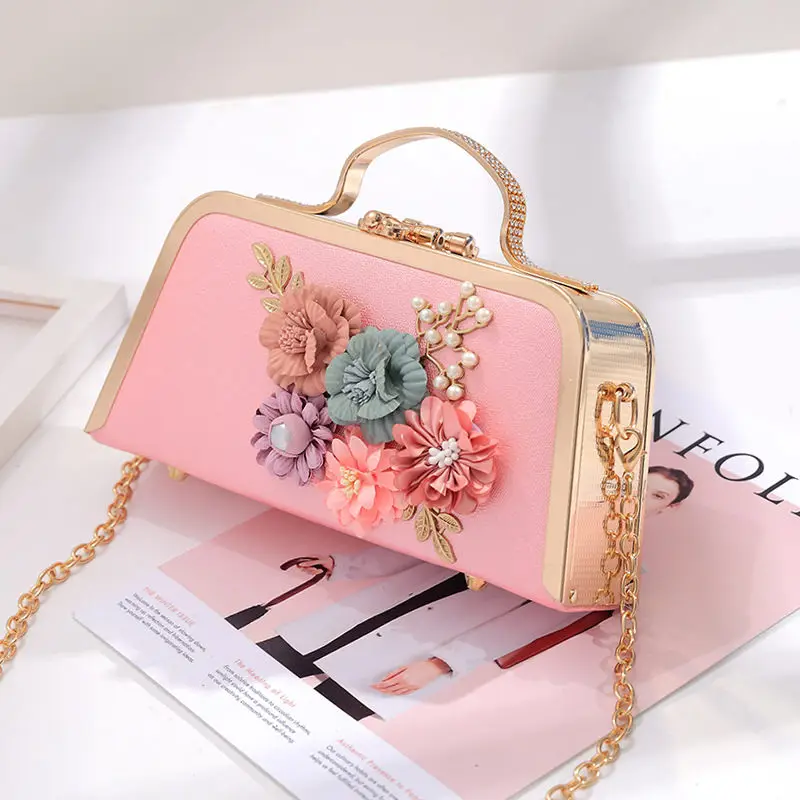 RanHuang New Arrive Women Flower Flap Small Handbags Fashion Shoulder Bags Ladies Evening Bags Cute Messenger Bags Purple - Цвет: Pink