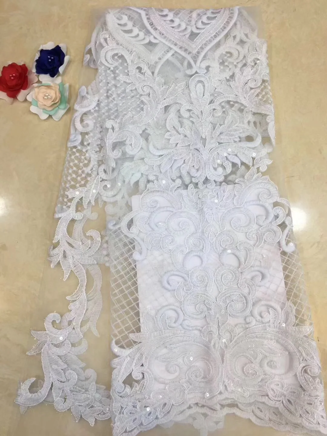 

2019 new Nigerian Lace Fabrics For Wedding Dress African Cord Lace Fabrics High Quality Guipure Lace D247