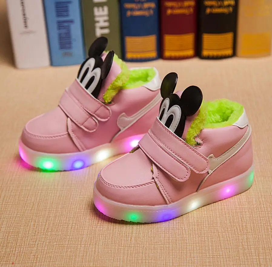 

NEW 2017 Spring and Winter Children Shoes With LED Lighted BOY & GIRLS Sports Casual Shoes Fashion Kids Sneakers Baby Boots
