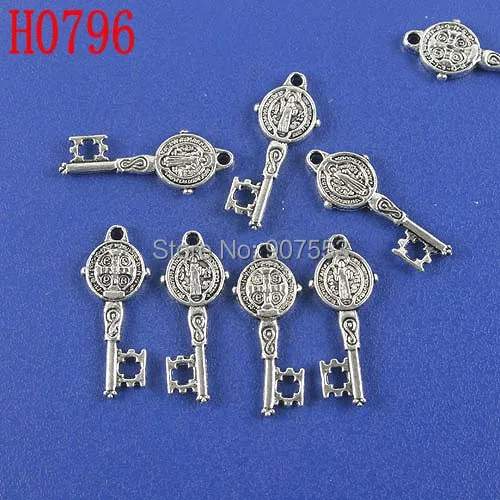 

30pcs Tibetan silver Saint Benedict key design charms h0796