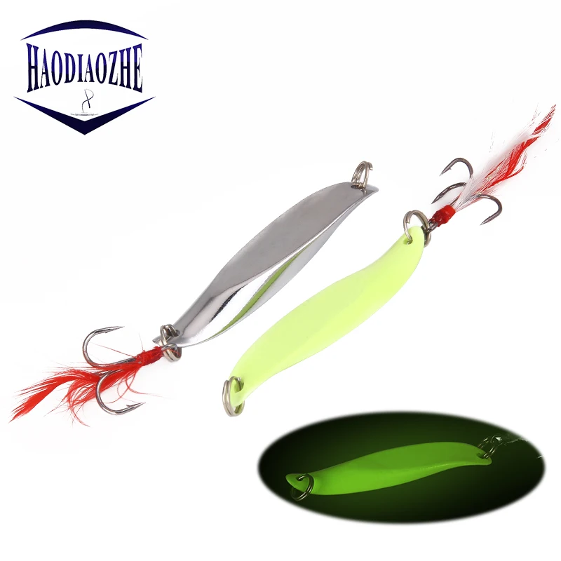 

Metal Spinner Spoon Fishing Lure Hard Baits Sequins Noise Paillette with Feather Treble Hook Fishing Tackle 7/10/15/20/30/40g