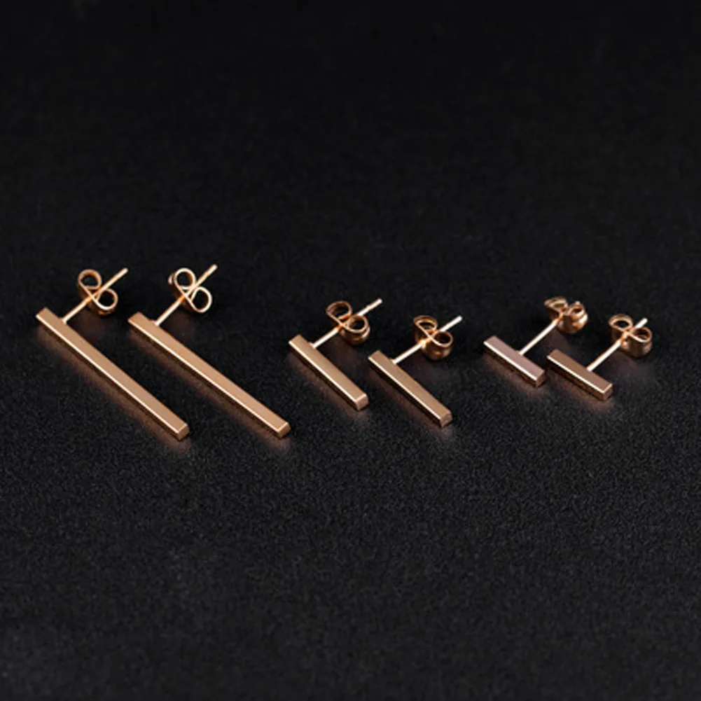 

Glossy New Design Rose Gold Color Titanium Steel Fashion Square Bar Earrings Staple Ear Stud Earrings