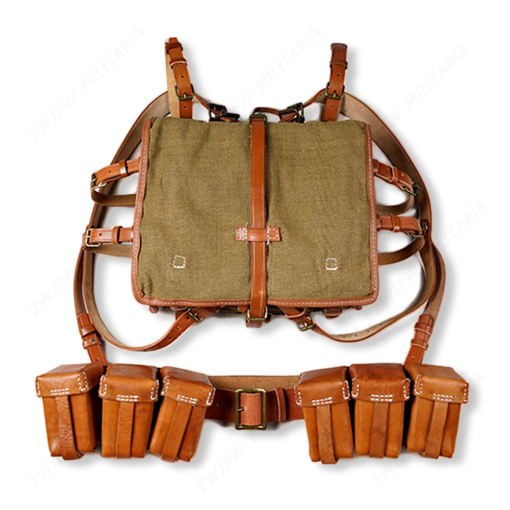 

WW2 CHINESE ARMY KMT PACKAGE FIELD EQUIPMENT WITH WOODEN FRAM WITH A PAIR AMMO POUCH AND 50 BELT - World military Store