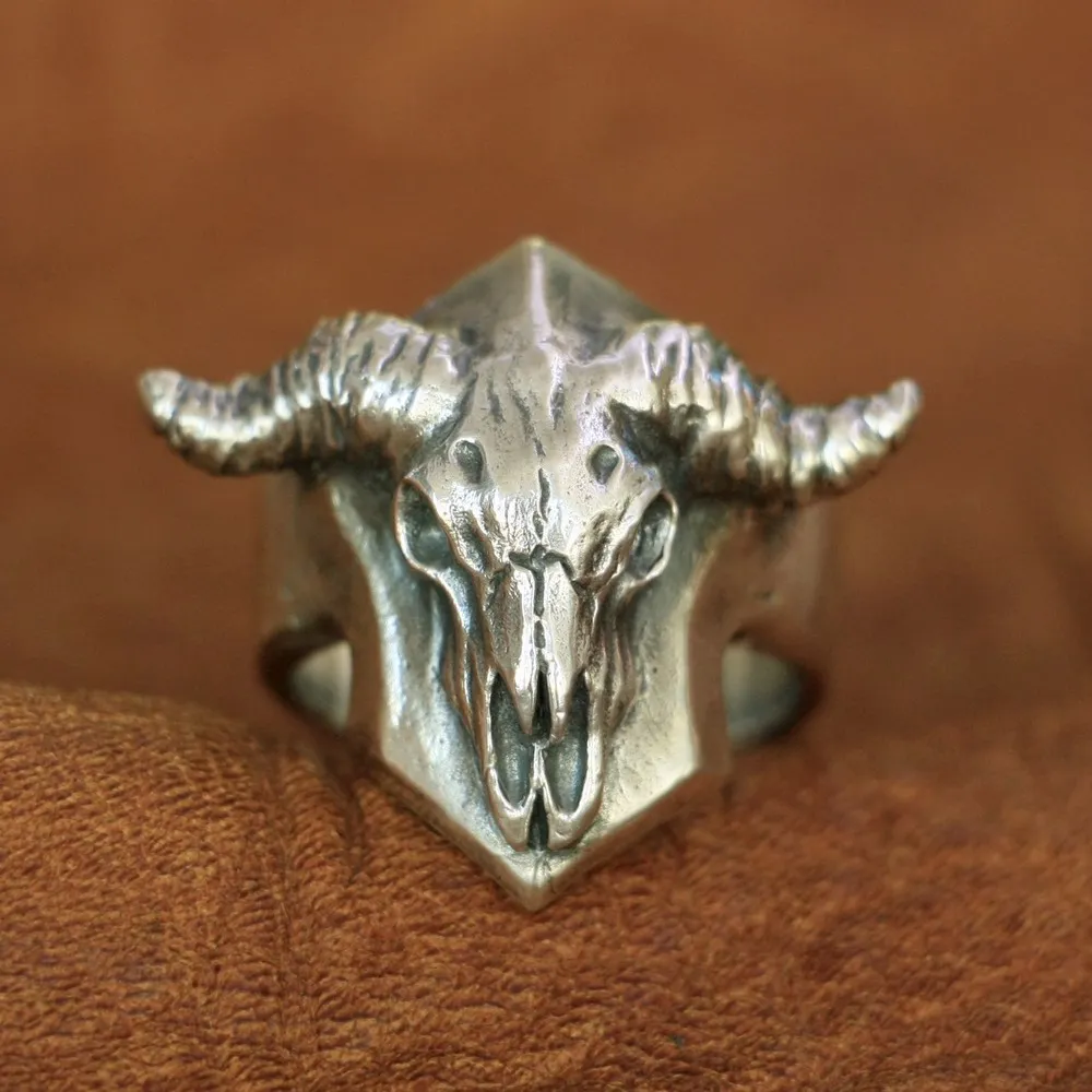 

LINSION 925 Sterling Silver Buffalo Skull Bull Horn Ring Mens Biker Ring TA133 US Size 7~13