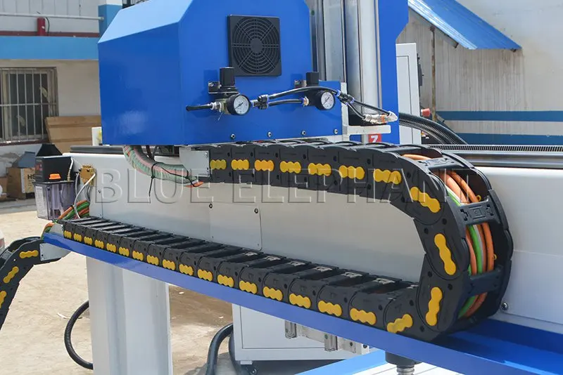 towline-of-1212-4-axis-atc-cnc-router-with-siemens-828d-controller