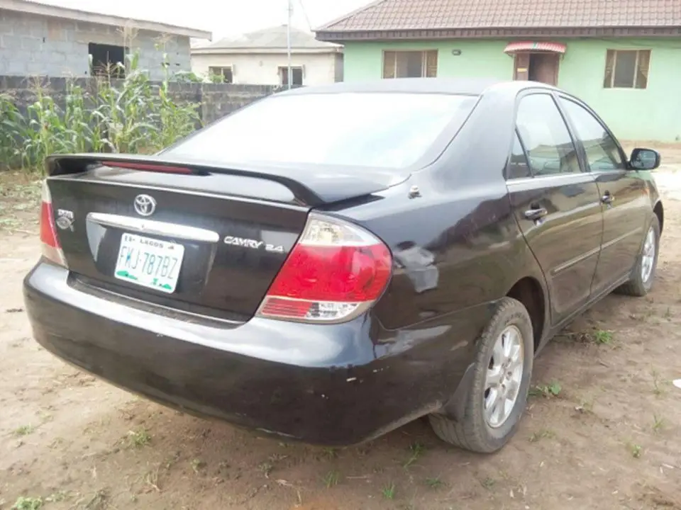 1000997979_7_644x461_toyota-camry-2005-model-