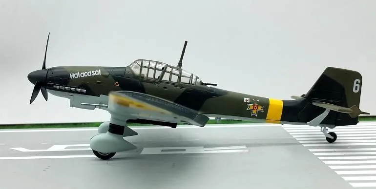 1: 72 Трубач Второй мировой войны Ju Junkers 87 Stuka модель бомбардировщика статическая Коллекция Модель 36389