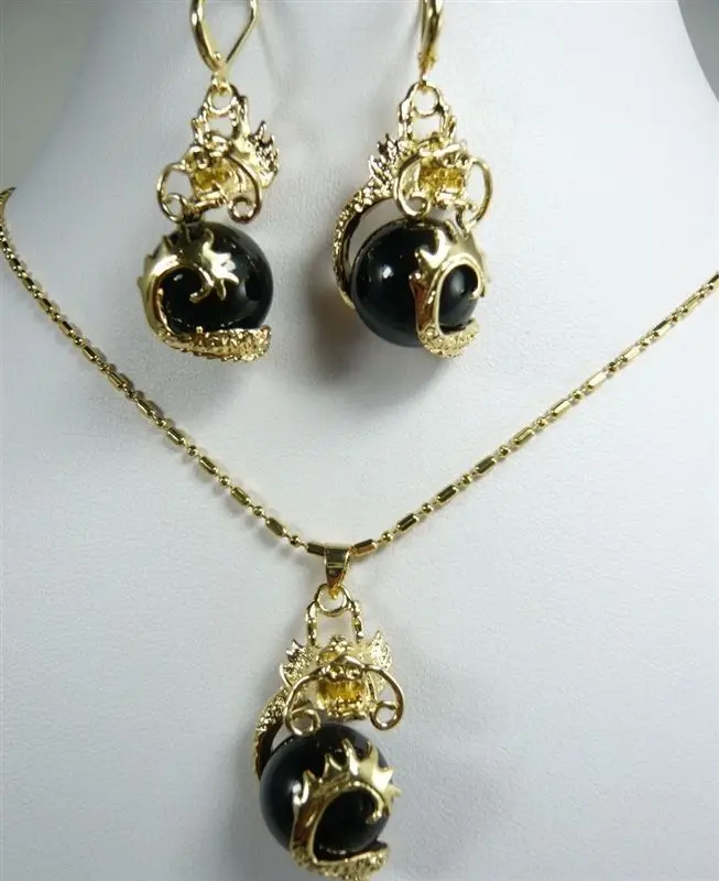 

free shipping>>> Beautiful Black Jade Dragon Pendant Necklace Earring set NEW
