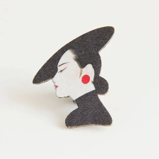 

Elegant Lady Badge European Fashion Felt Brooch Pin Women Accessory for Dress Sweater Coat Scarf Hat Bag Decor