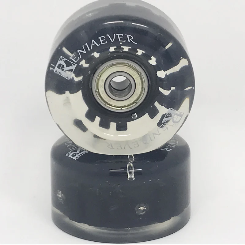 الأسطوانة تزلج عالية انتعاش يوريتان عجلات فلاش LED عجلات أسود (مجموعة من 8)