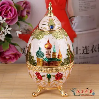 

Russian high-end European toothpicks hand pressure automatic toothpick box toothpick golden ethnic decoration