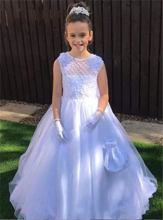 

Pure White Tulle Princess Dress with Bow Bling Sequins Buttons New Long Flower Girl Dress For Wedding Holy First Communion Gowns
