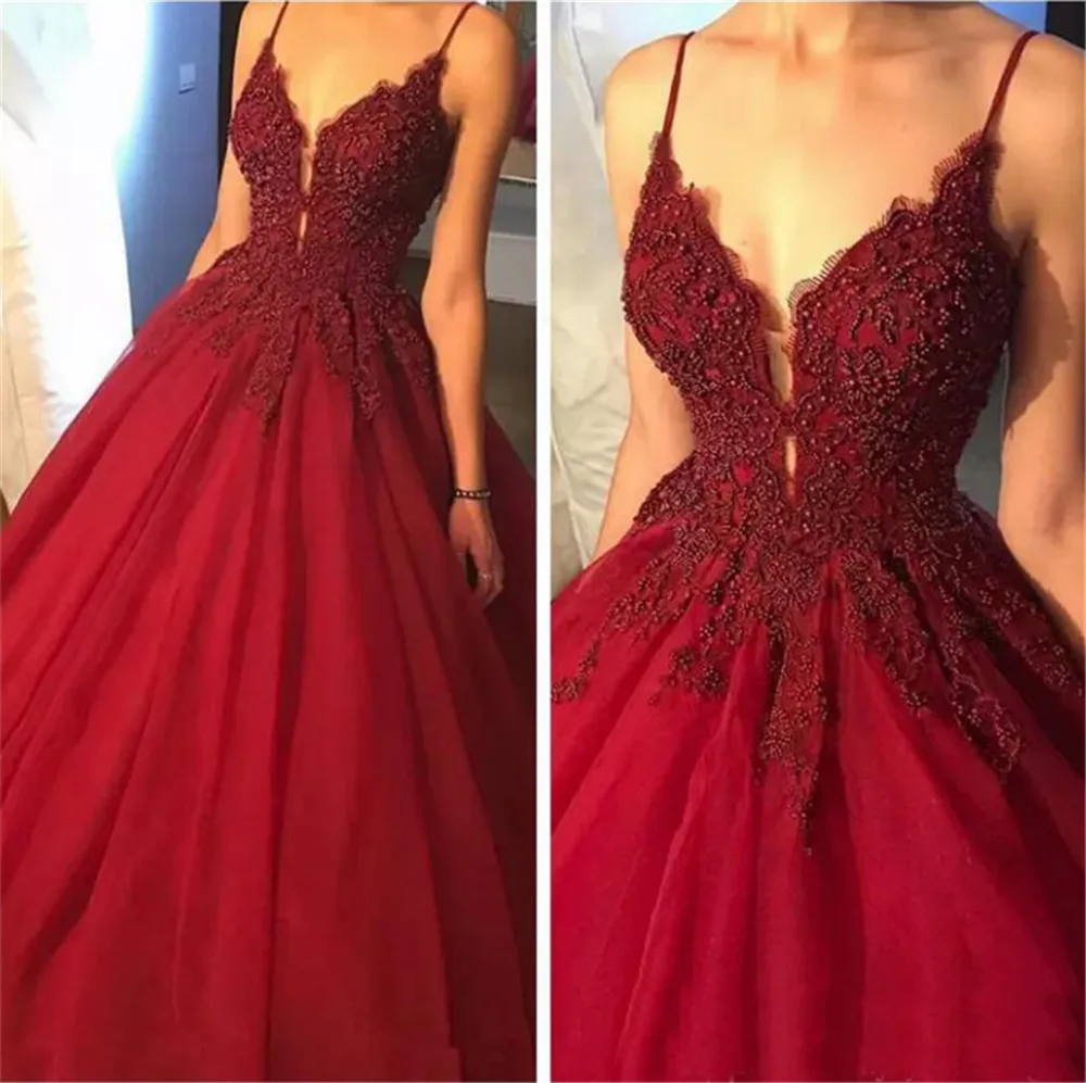 

Burgundy Quinceanera Dresses Princess Tulle With Lace Spaghetti Strap V Neck Ball Gowns Sweet 16 Dresses