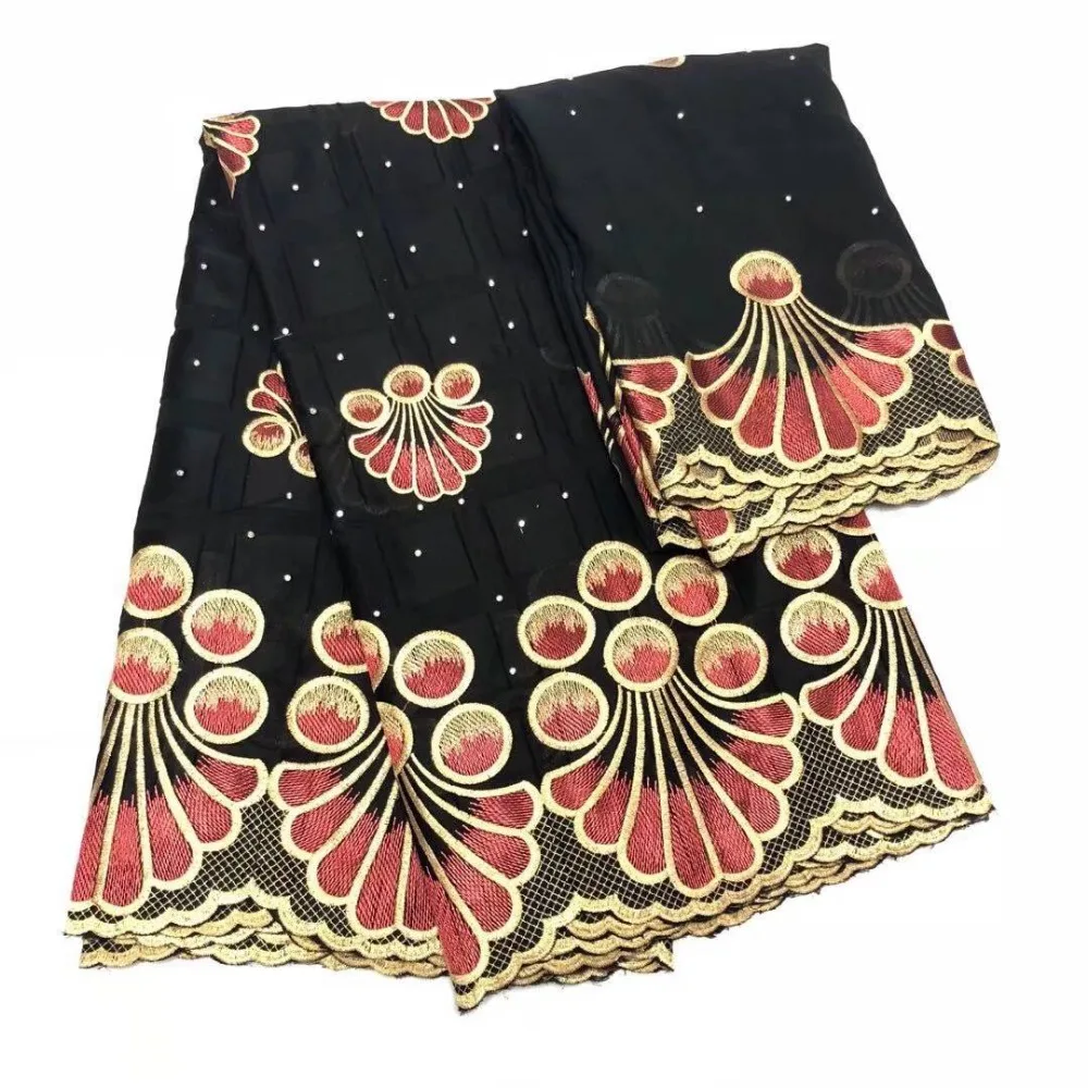 

Black color Wedding Party Swiss Cotton Set In Switzerland 2018 Atiku Fabric with embroidery and stones 7yards matching blouse