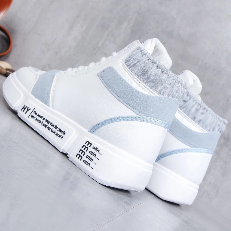 

Women Skate Board Shoes High Quality Vulcanize Sneakers Flats Lace Up Light Walking Shoes Lady Outdoor Skateboarding Sport Shoes