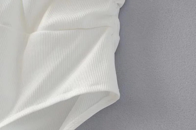 4582864261_1609712975