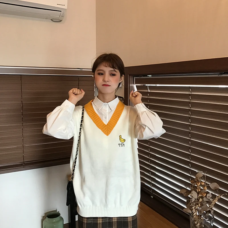 Harajuku 2018 осенний Повседневный свитер с v образным вырезом без рукавов вышивкой