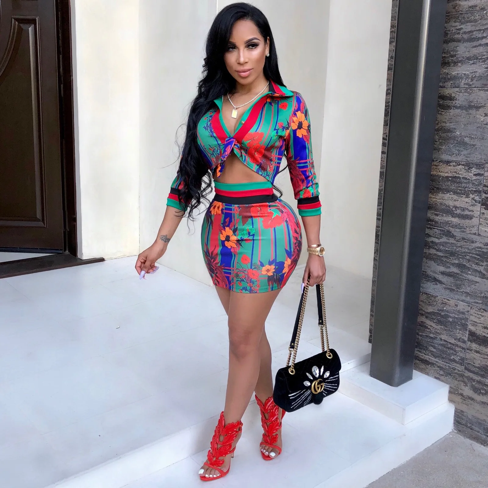 

Women's Print Three Quarter Sleeve V-neck Tops Hip Skirt Two-Piece Set Women Two Piece Outfits Women Sweat Suit Set