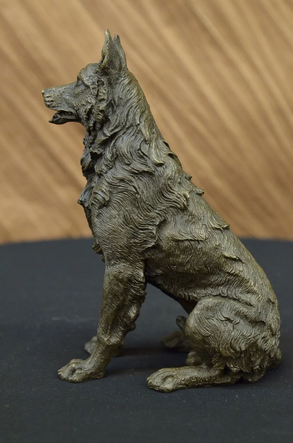 

1@g++ Mouse over image to zoom Details about Bronze Statue **DEAL** German Shepherd Art Deco Home Decor Sculpture