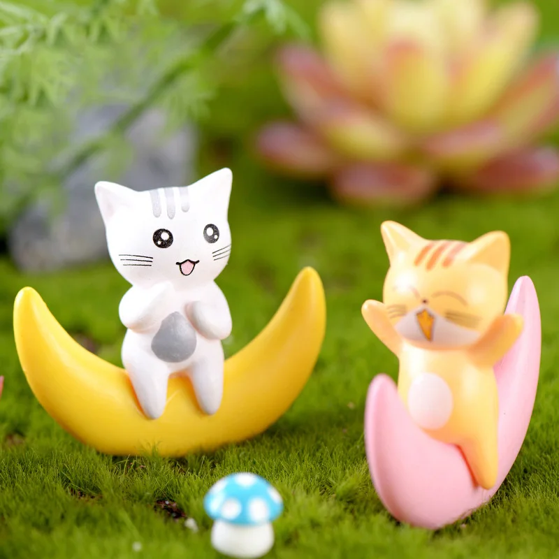 2pcs Moon Lover Cat Happy Dating Models Miniatures Figurines Couple Fairy home Garden Wedding Doll Decoration Girl toy gift 2pcs Moon Lover Cat Happy Dating Models Miniatures Figurines Couple Fairy home Garden Wedding Doll Decoration Girl toy gift