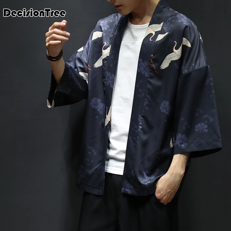 

2019 summer men loose cardigan japanese kimono stripe coat high street hip hop casual outerwear embroidery crane printing kimono