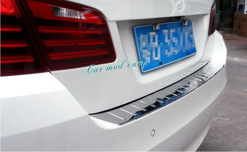 

Car Styling Accessories 1pcs Stainless Steel Outer Rear Bumper Plate Sill Cover Trim For BMW 5 Series F10 2011-2015